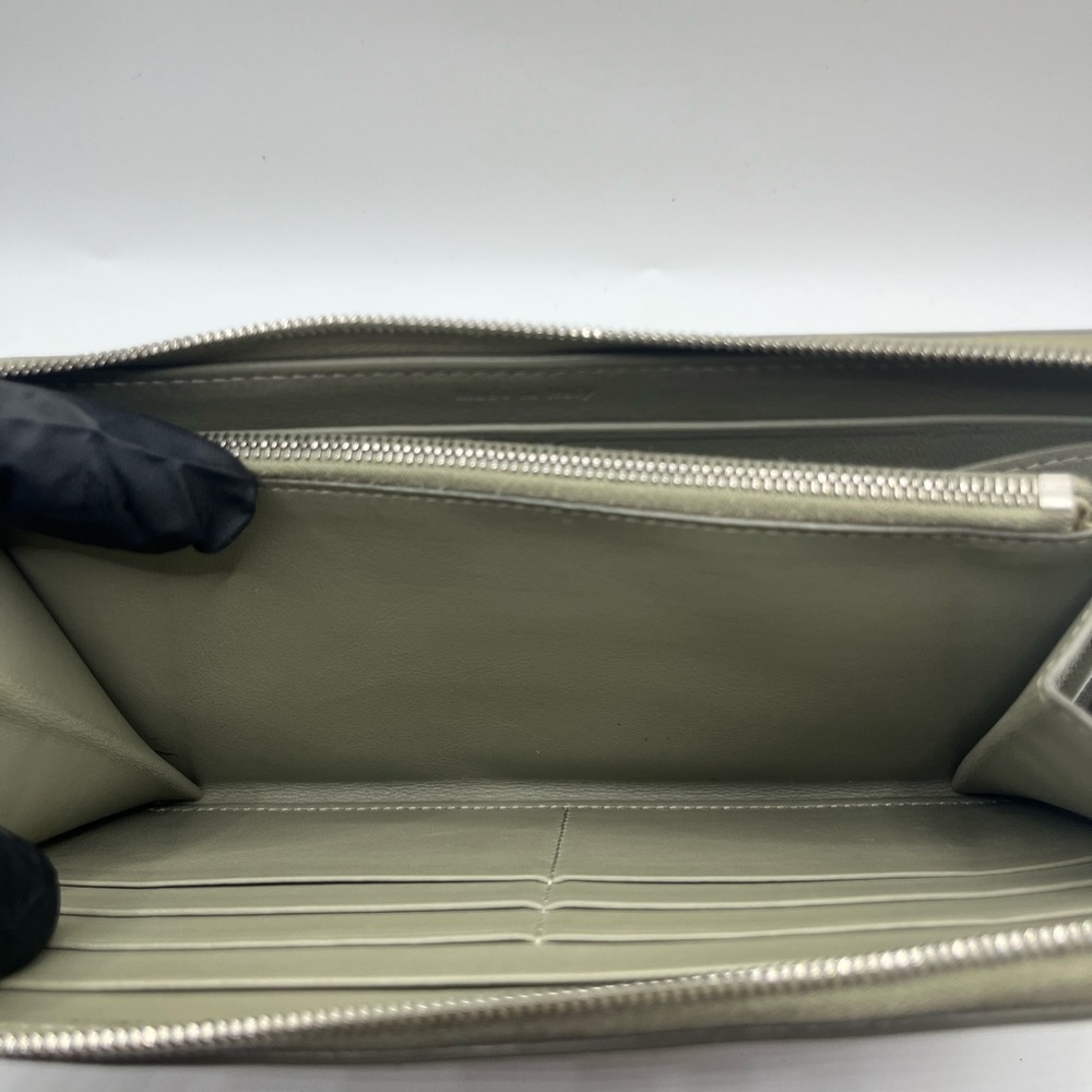 EUC Céline Tan and Pale Green Long Wallet - Picture 8 of 12